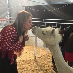 Meet your Posher, Tara